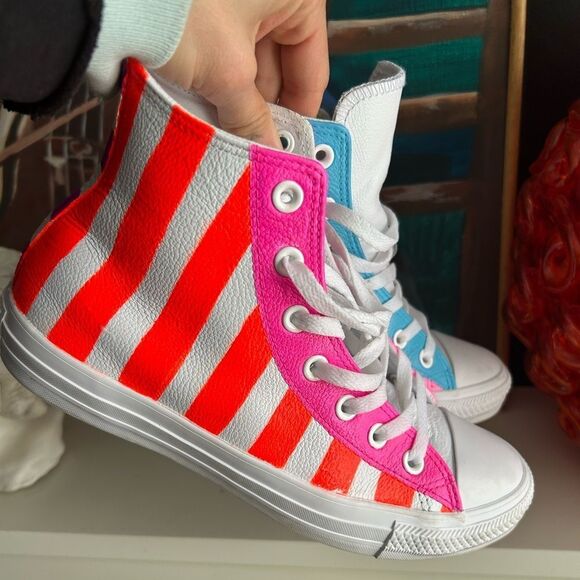 Converse Hand Painted Leather High Tops Trainers mens 6 / women’s 8 - Picture 11 of 16